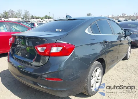 2018 Chevrolet Cruze Lt Auto z USA, uszkodzony, nr VIN 1G1BE5SM8J7181583
